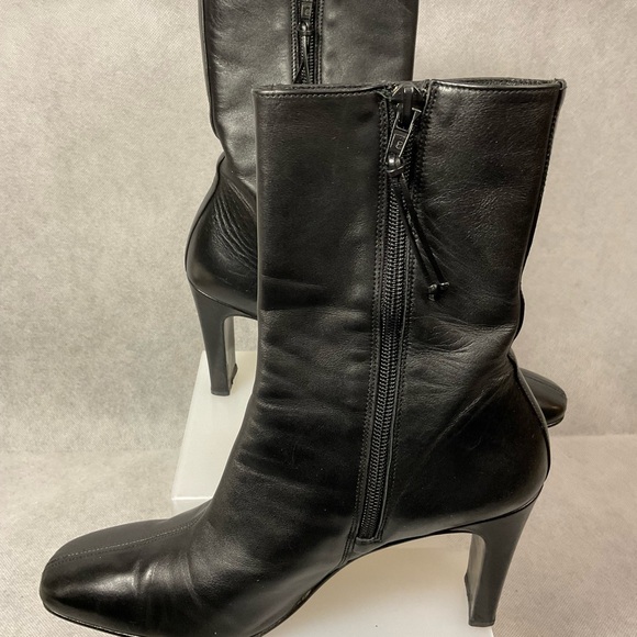 DONALD PLINER HEELED BOOTS- BLACK-SIZE 7 - Picture 6 of 13